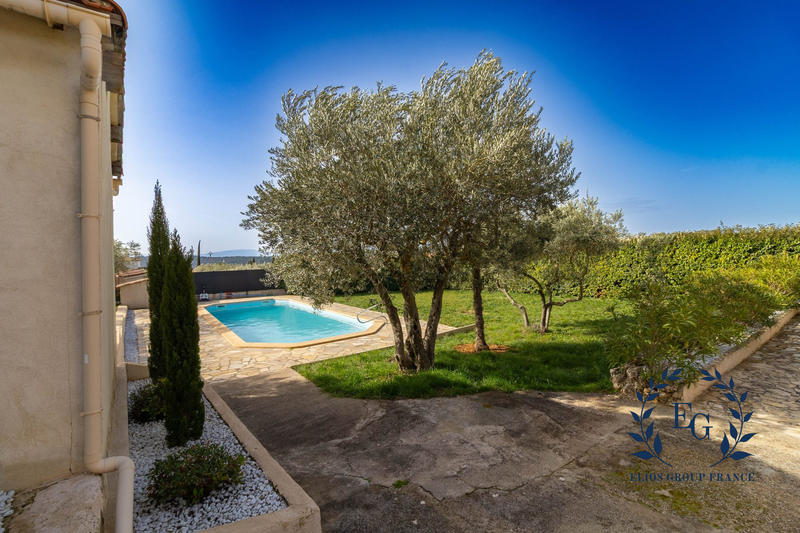 Maison - 188 m² - 5 pièces