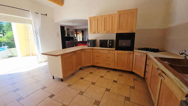 Maison - 157 m² - 6 pièces