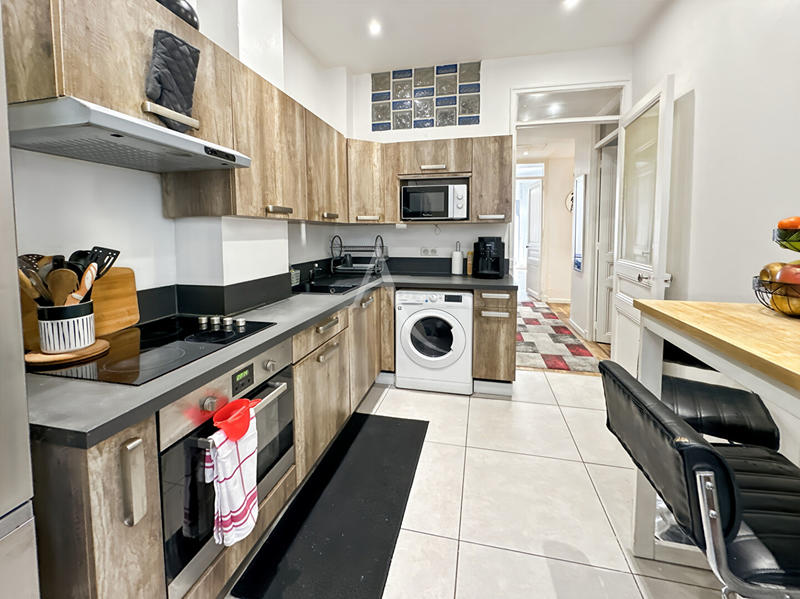 Appartement - 75 m² - 3 pièces