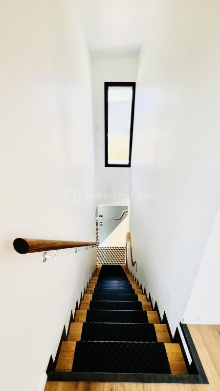 Maison - 136 m² - 6 pièces