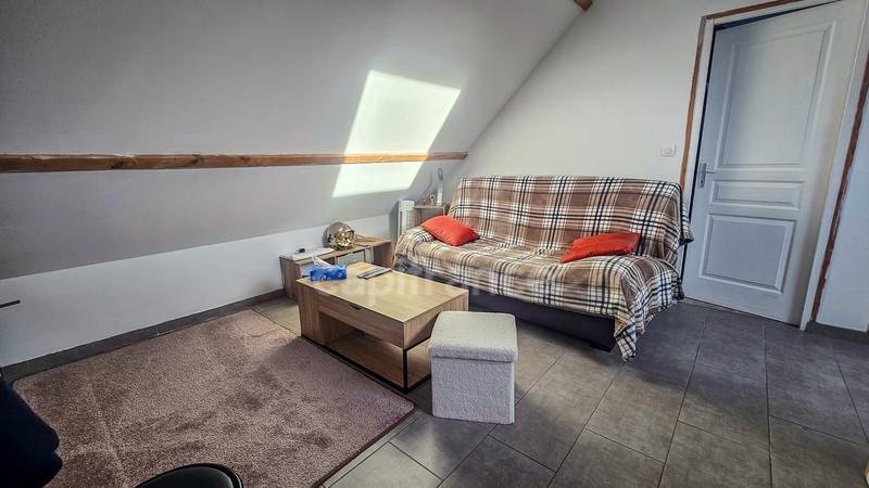 Maison - 92 m² - 5 pièces