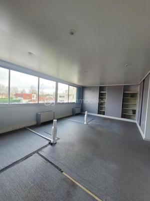 Bureau - 140 m² - 7 pièces