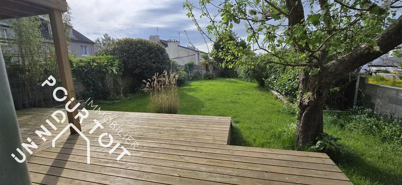 Maison - 179 m² - 7 pièces