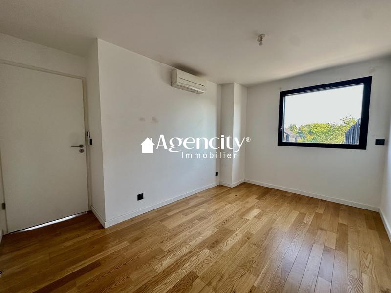 Maison - 81 m² - 4 pièces