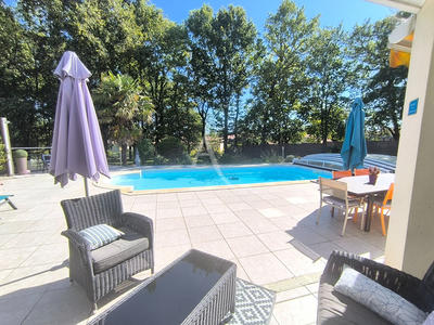 Maison - 157 m² - 6 pièces