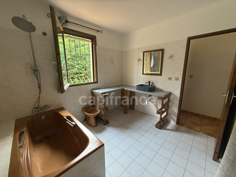 Maison - 155 m² - 6 pièces