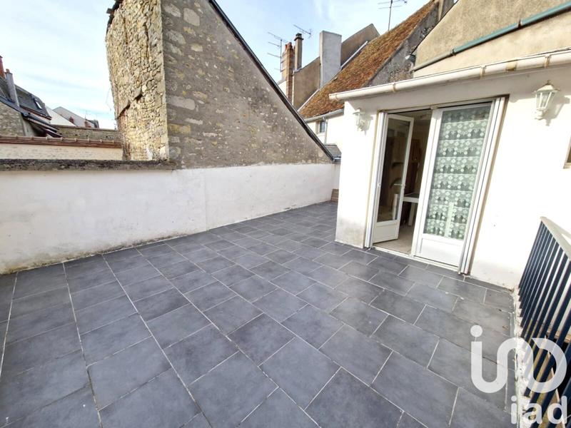 Maison - 200 m² - 10 pièces