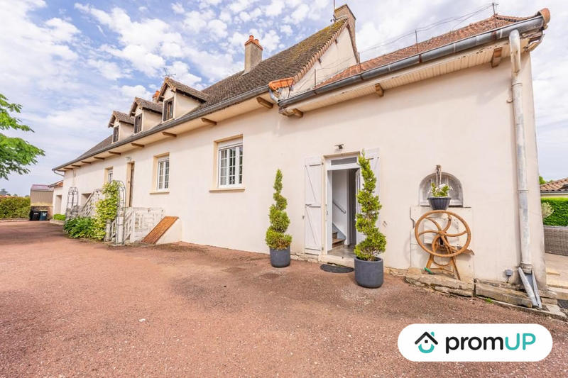 Maison contemporaine - 203 m² - 5 pièces