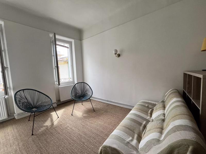 Appartement - 65 m² - 2 pièces
