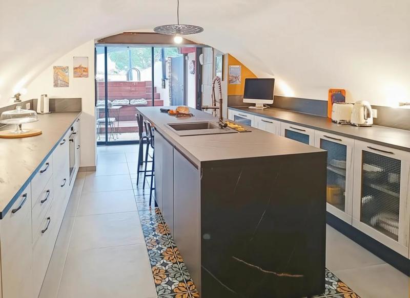 Maison - 90 m² - 3 pièces