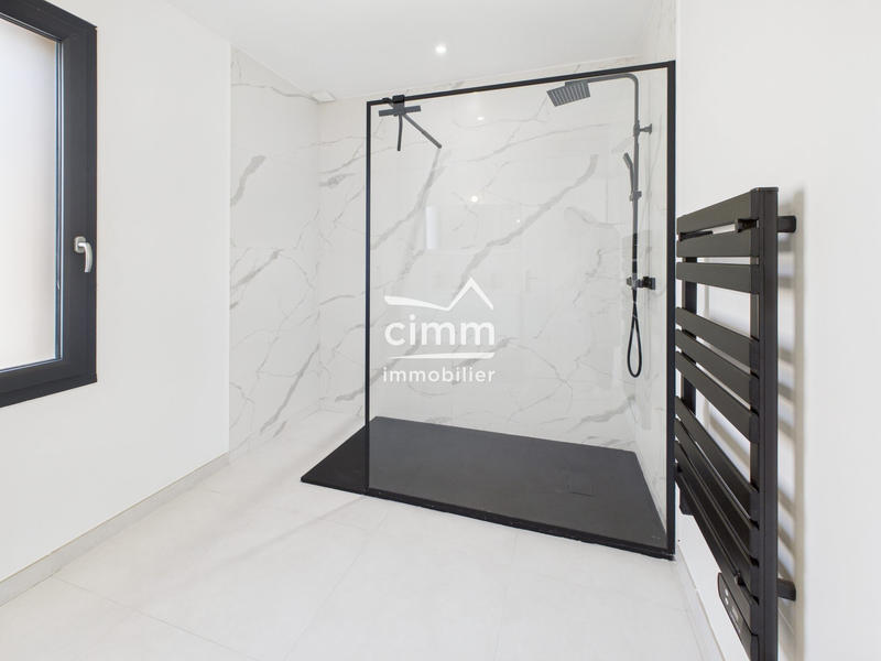 Villa - 130 m² - 4 pièces