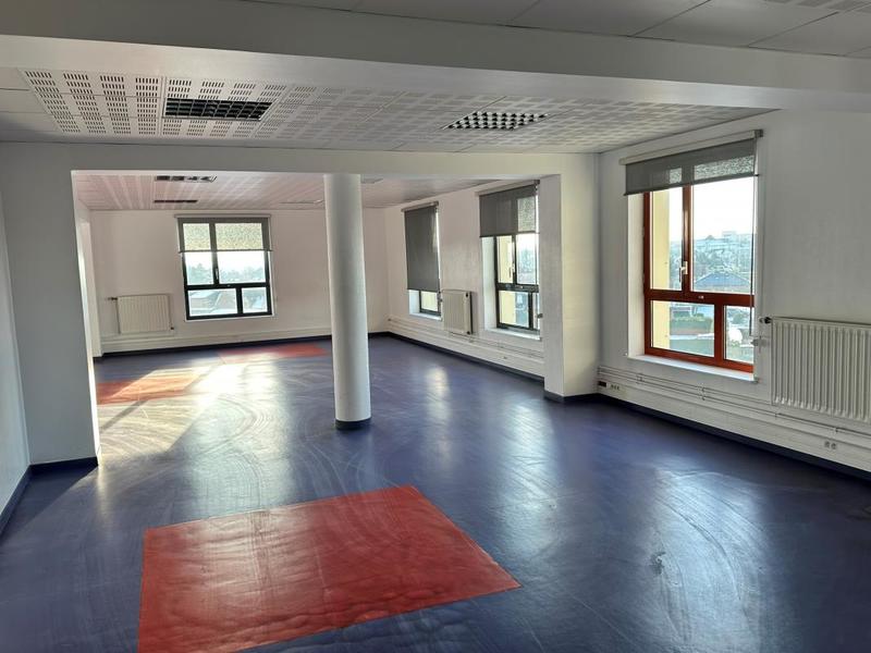 Local commercial - 347 m² - 5 pièces