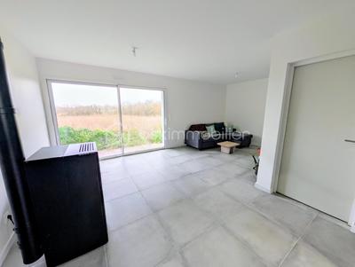 Maison traditionnelle - 67 m² - 3 pièces