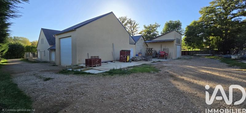 Maison - 216 m² - 8 pièces