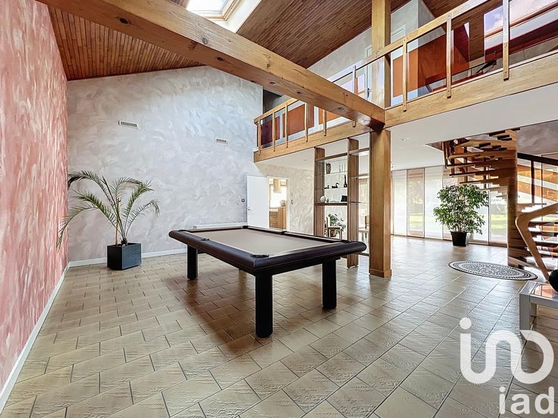 Maison de maîtres - 234 m² - 8 pièces