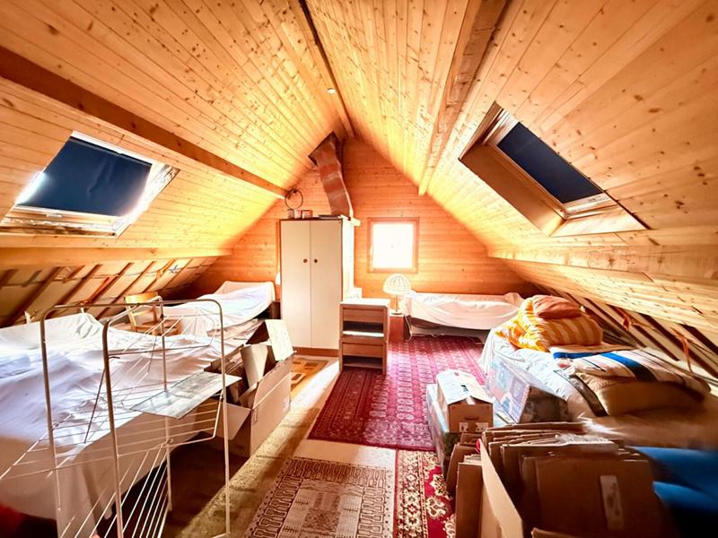 Maison - 270 m² - 12 pièces