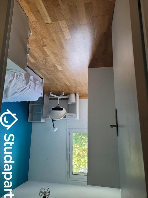 Chambre - 9 m² - 1 pièce