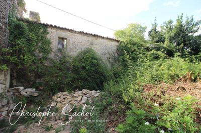 Maison - 150 m² - 1 pièce