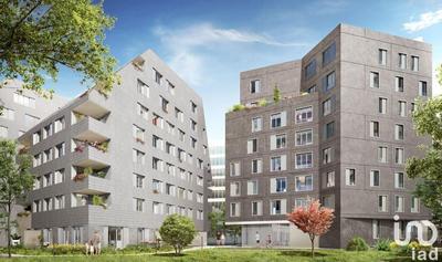 Appartement - 93 m² - 5 pièces