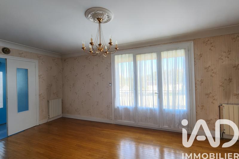 Maison - 93 m² - 5 pièces