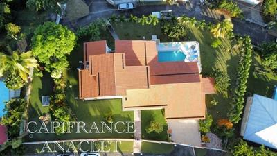 Maison d'architecte - 345 m² - 10 pièces