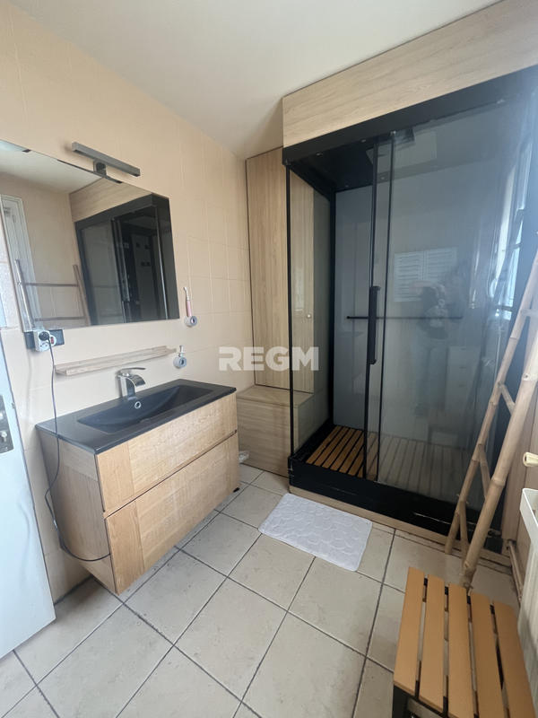 Maison - 142 m² - 6 pièces