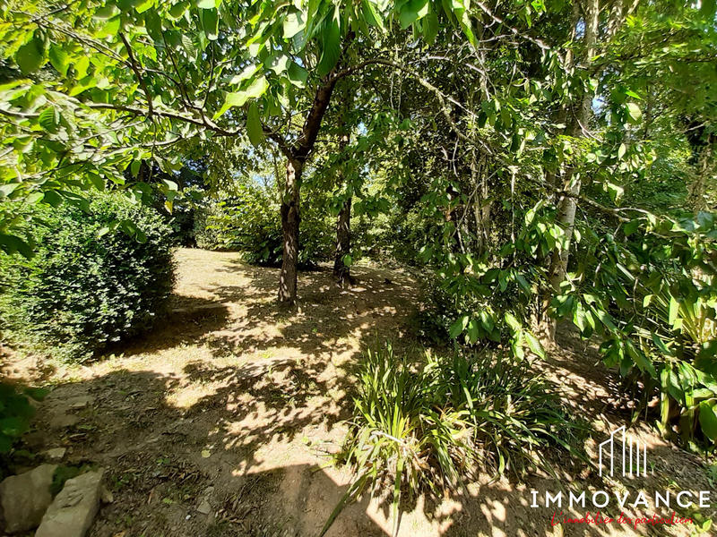 Maison - 328 m² - 12 pièces