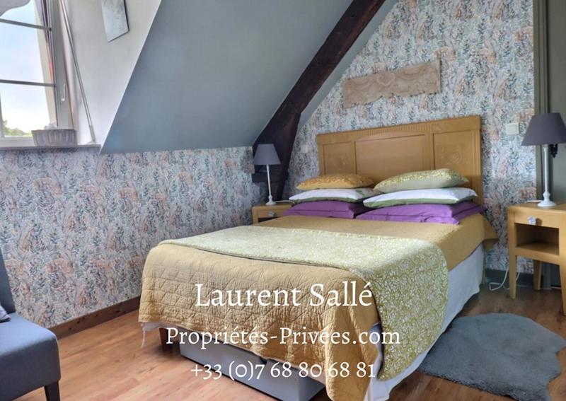 Moulin - 621 m² - 16 pièces