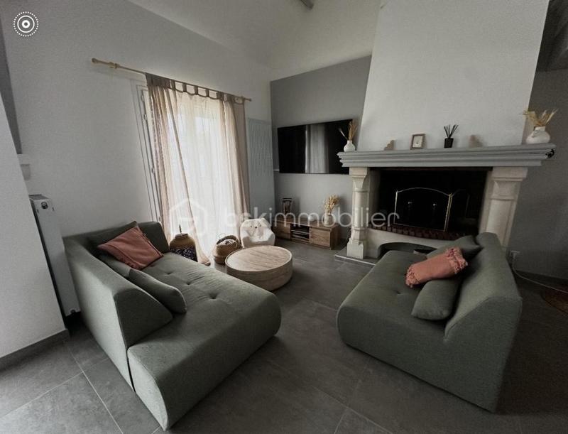 Maison traditionnelle - 148 m² - 6 pièces