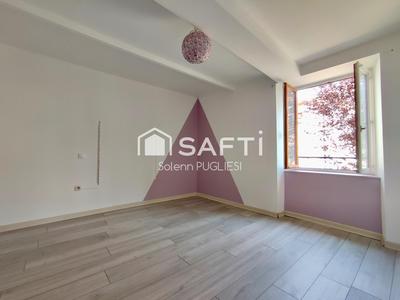 Maison - 103 m² - 4 pièces