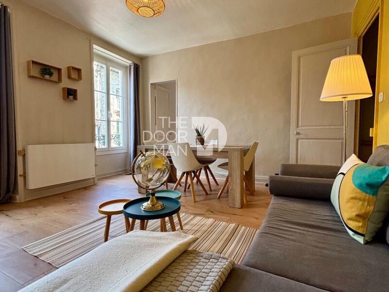 Appartement - 49 m² - 2 pièces