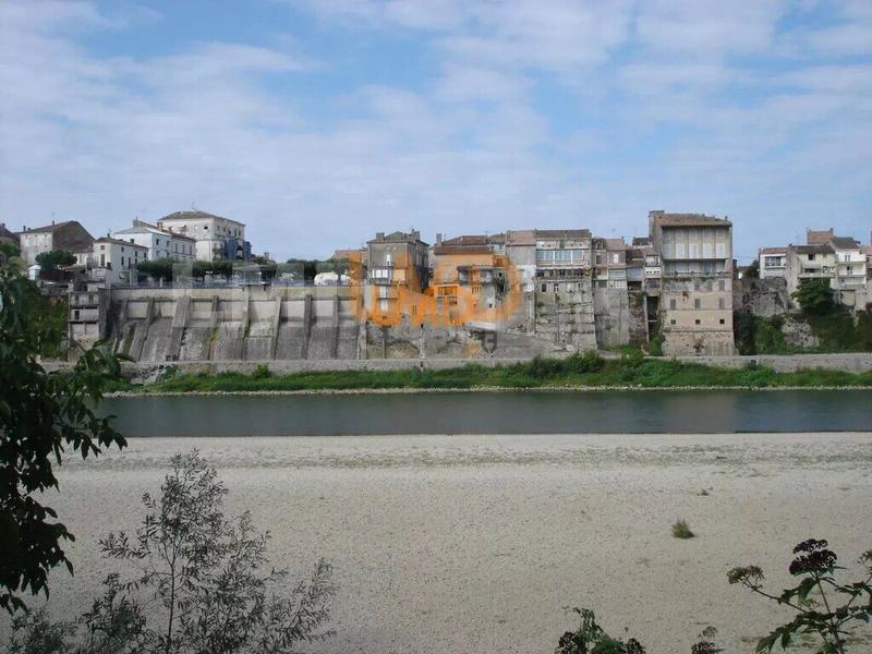 Appartement - 140 m² - 6 pièces