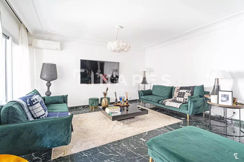 Appartement - 166 m² - 5 pièces