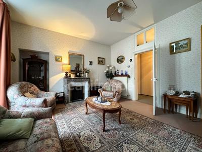 Appartement ancien - 91 m² - 4 pièces