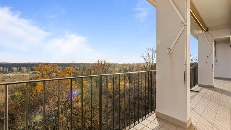 Appartement - 147 m² - 7 pièces