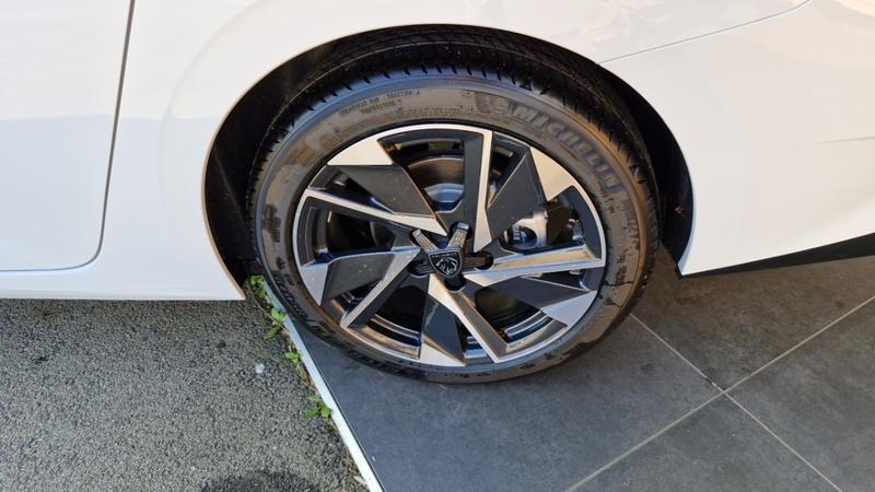 Peugeot 308 III Hybrid 136 e-Dcs6 Allure