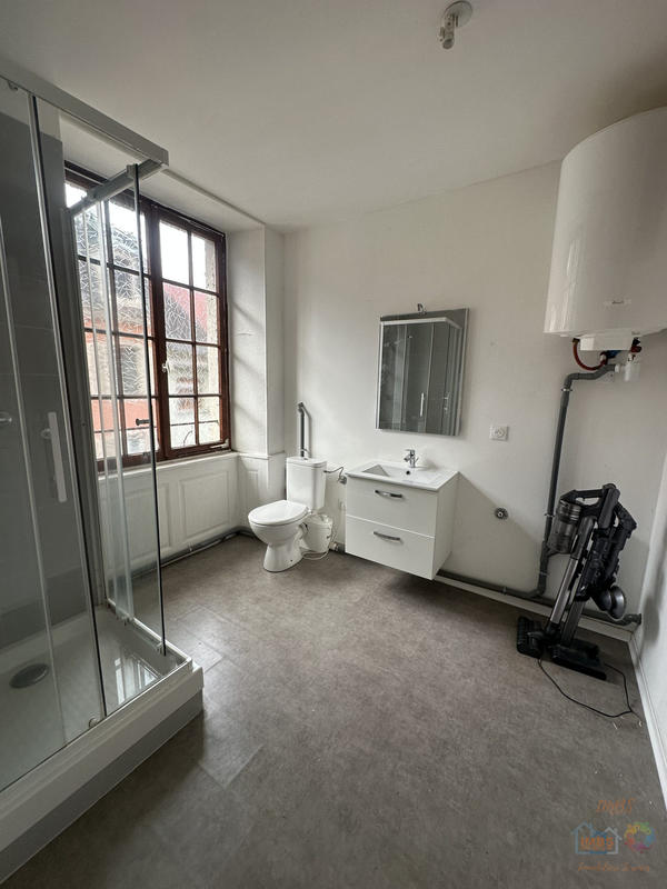 Appartement - 64 m² - 2 pièces