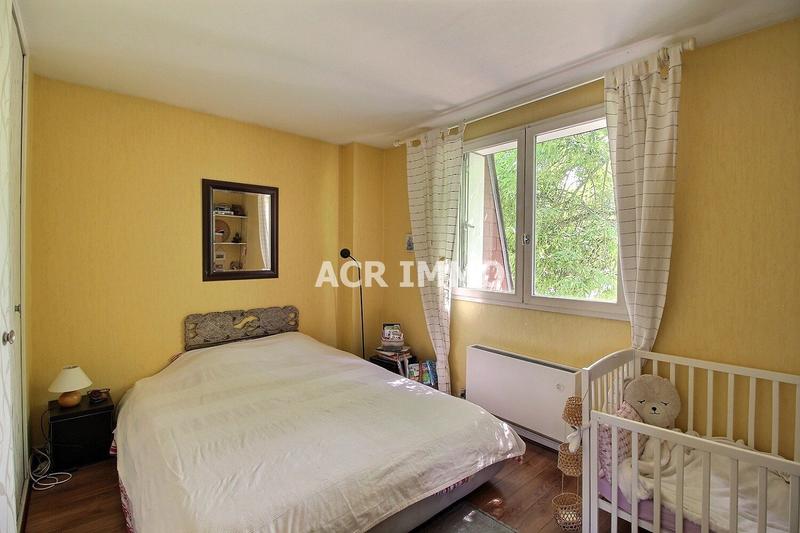 Maison - 254 m² - 9 pièces