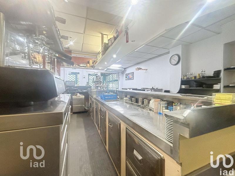 Local commercial - 200 m² - 3 pièces