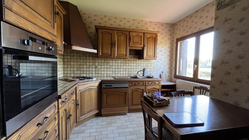 Maison - 110 m² - 6 pièces