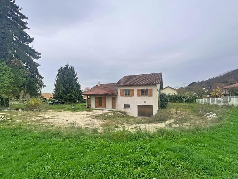 Maison - 92 m² - 5 pièces