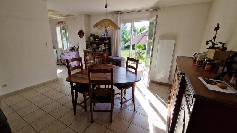 Maison - 90 m² - 5 pièces