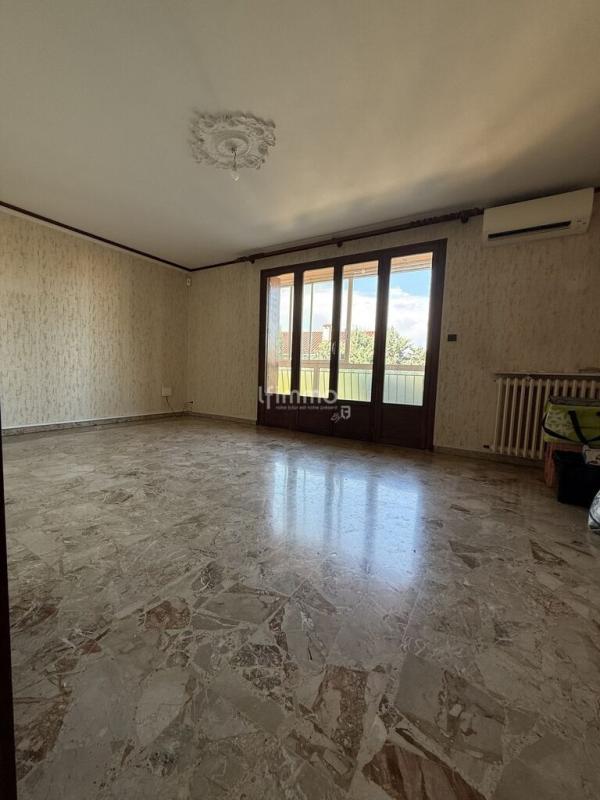 Appartement - 90 m² - 4 pièces