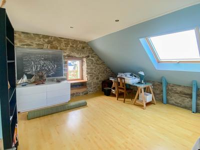 Maison - 221 m² - 9 pièces