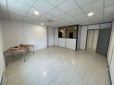 Bureau - 106 m²