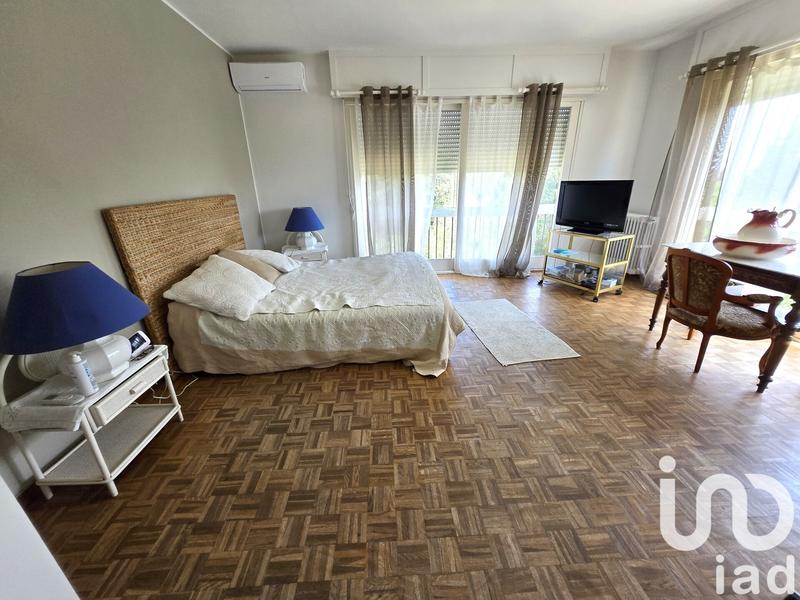 Maison - 228 m² - 6 pièces