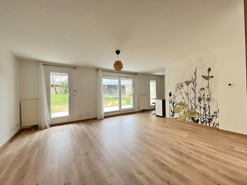 Appartement - 82 m² - 4 pièces