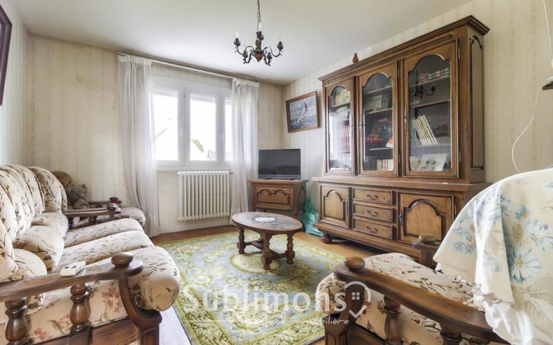 Maison traditionnelle - 125 m² - 6 pièces