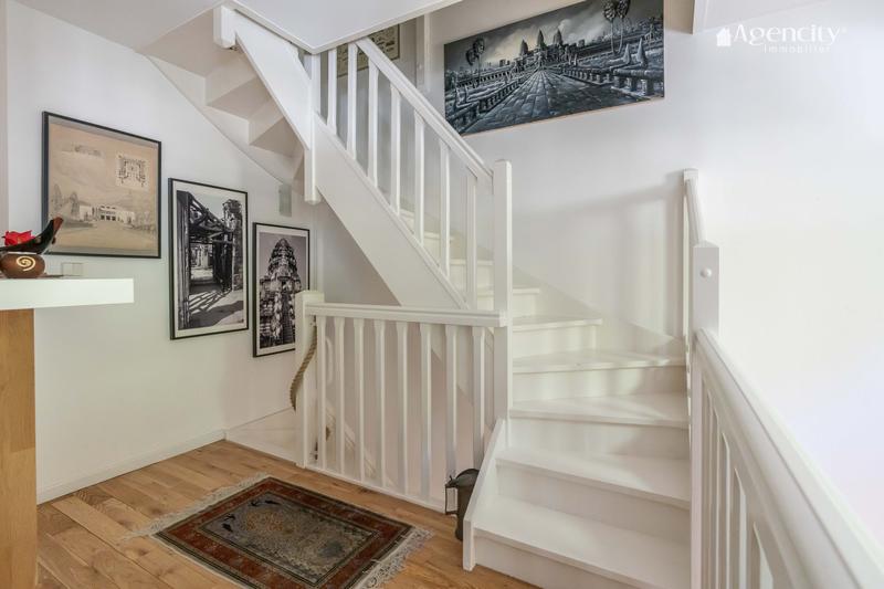 Maison traditionnelle - 153 m² - 6 pièces