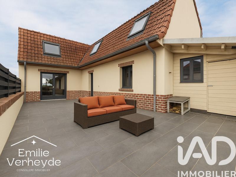 Maison - 205 m² - 4 pièces